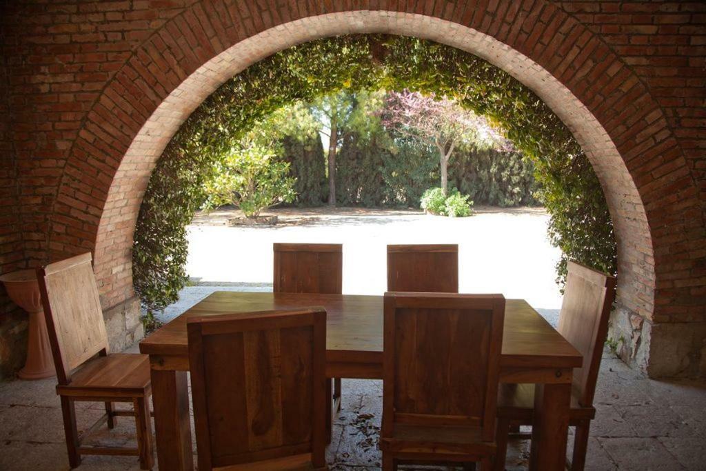 Agriturismo Posta Bassi Фоджа Екстериор снимка